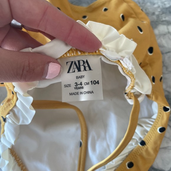 Bundle of 2 3-4 Years Kids One-Piece Swimsuit Yellow Blue Zara - Picture 6 of 9